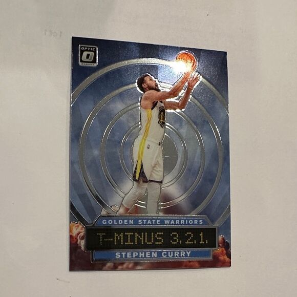 Panini Kids Trading Card - Blue and Silver of Stephen Curry T-Minus mint cond - Picture 2 of 3